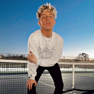 Meet your Posher, Tyler